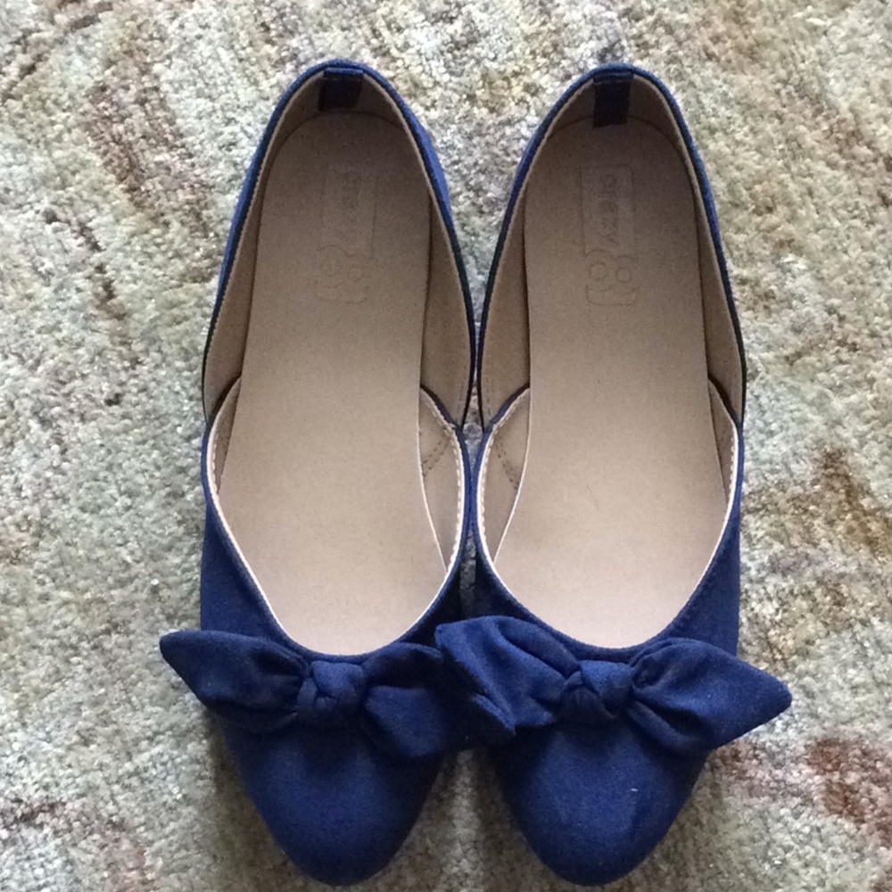 Girls Blue ballet-style shoes, EUC, Crazy 8
